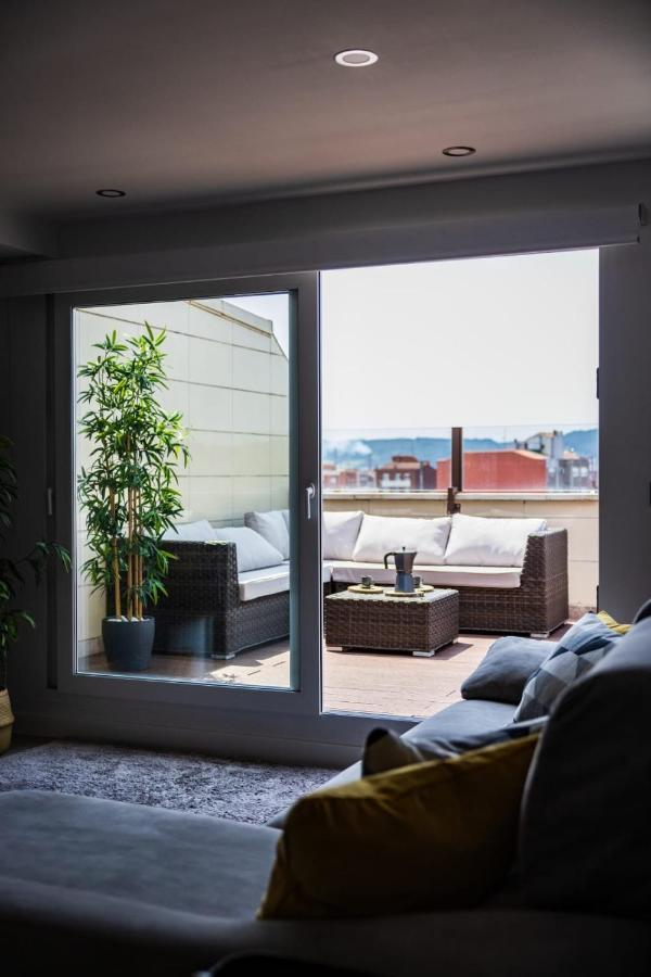 Apartament Lujoso Atico Entre 2 Playas Con Garaje, Terraza, Vistas Y Wifi Gijón Zewnętrze zdjęcie