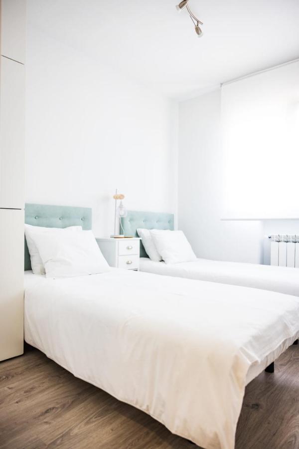 Apartament Lujoso Atico Entre 2 Playas Con Garaje, Terraza, Vistas Y Wifi Gijón Zewnętrze zdjęcie