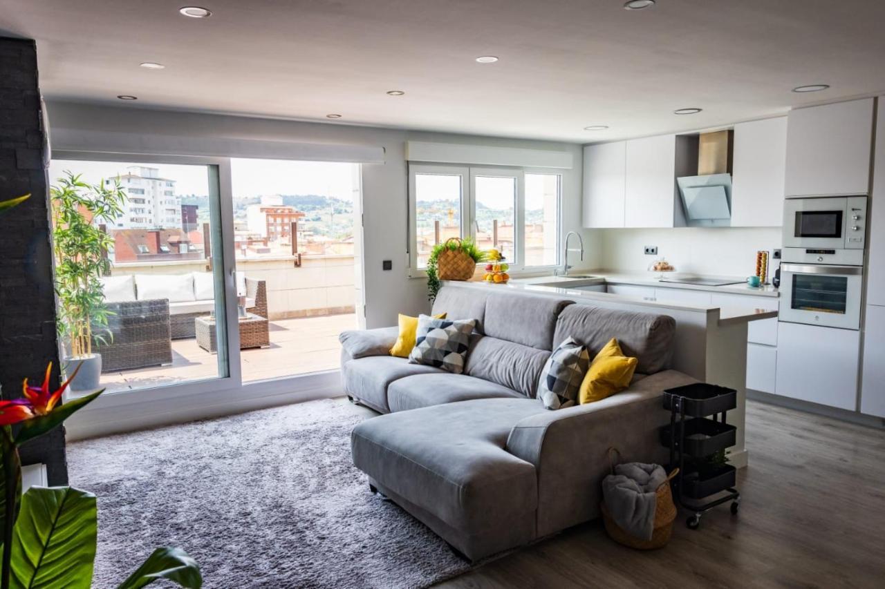 Apartament Lujoso Atico Entre 2 Playas Con Garaje, Terraza, Vistas Y Wifi Gijón Zewnętrze zdjęcie